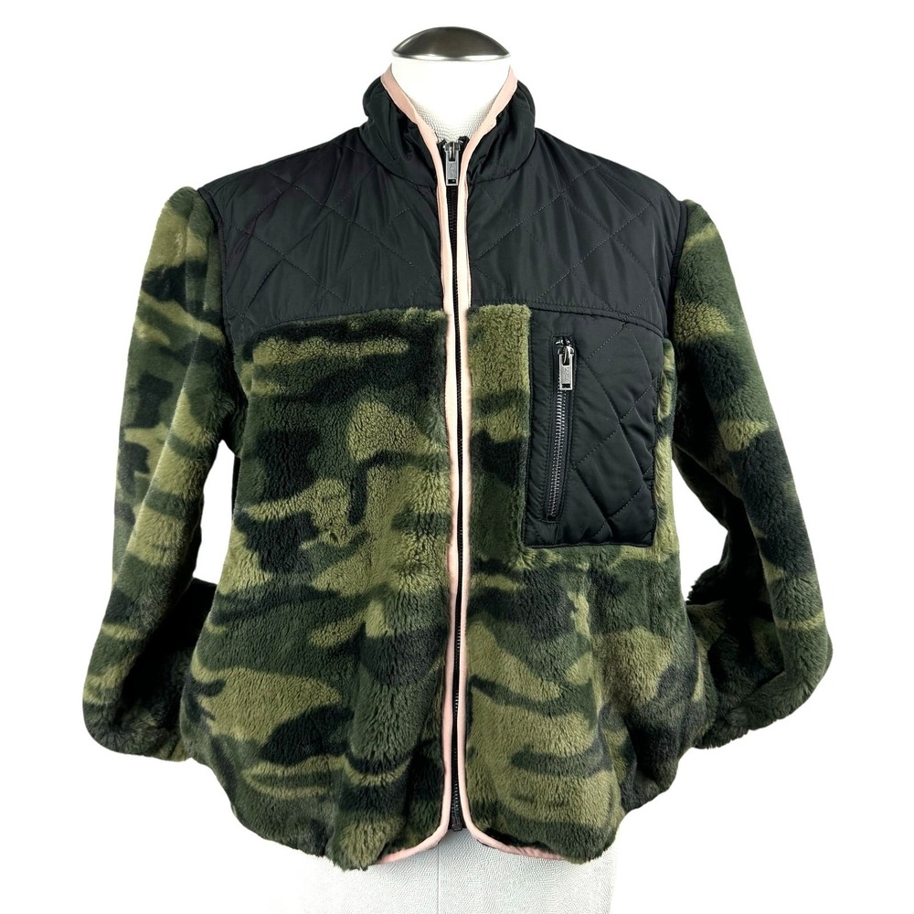 Rails Women's Wesley Jacket Medium Green Camo Black Quilted Fleece Zip-Up Lined‎